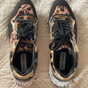 Steve Madden Tennis Shoes